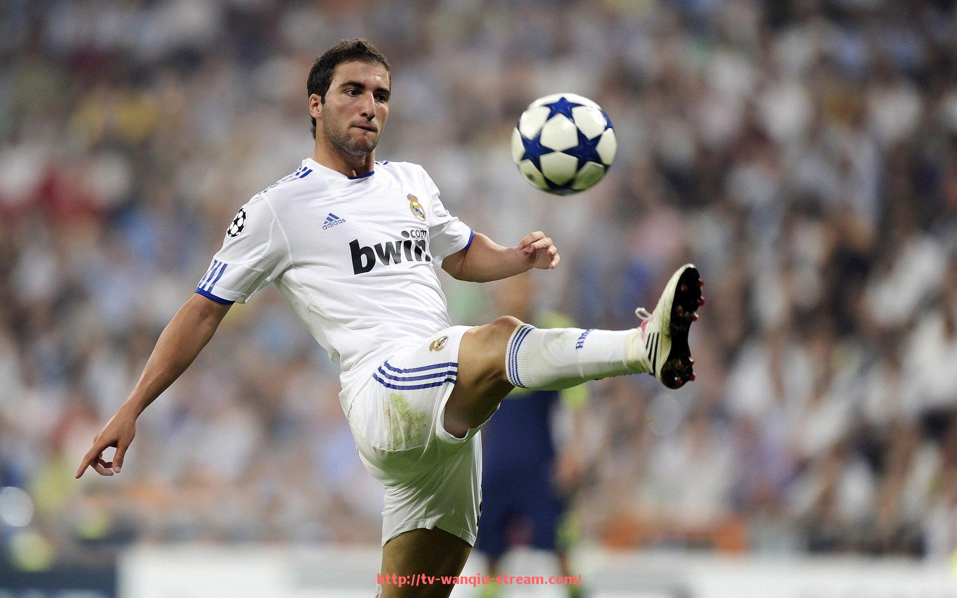 玩球直播-世界杯赛事平台用户黏性分析:日活数据与留存率趋势