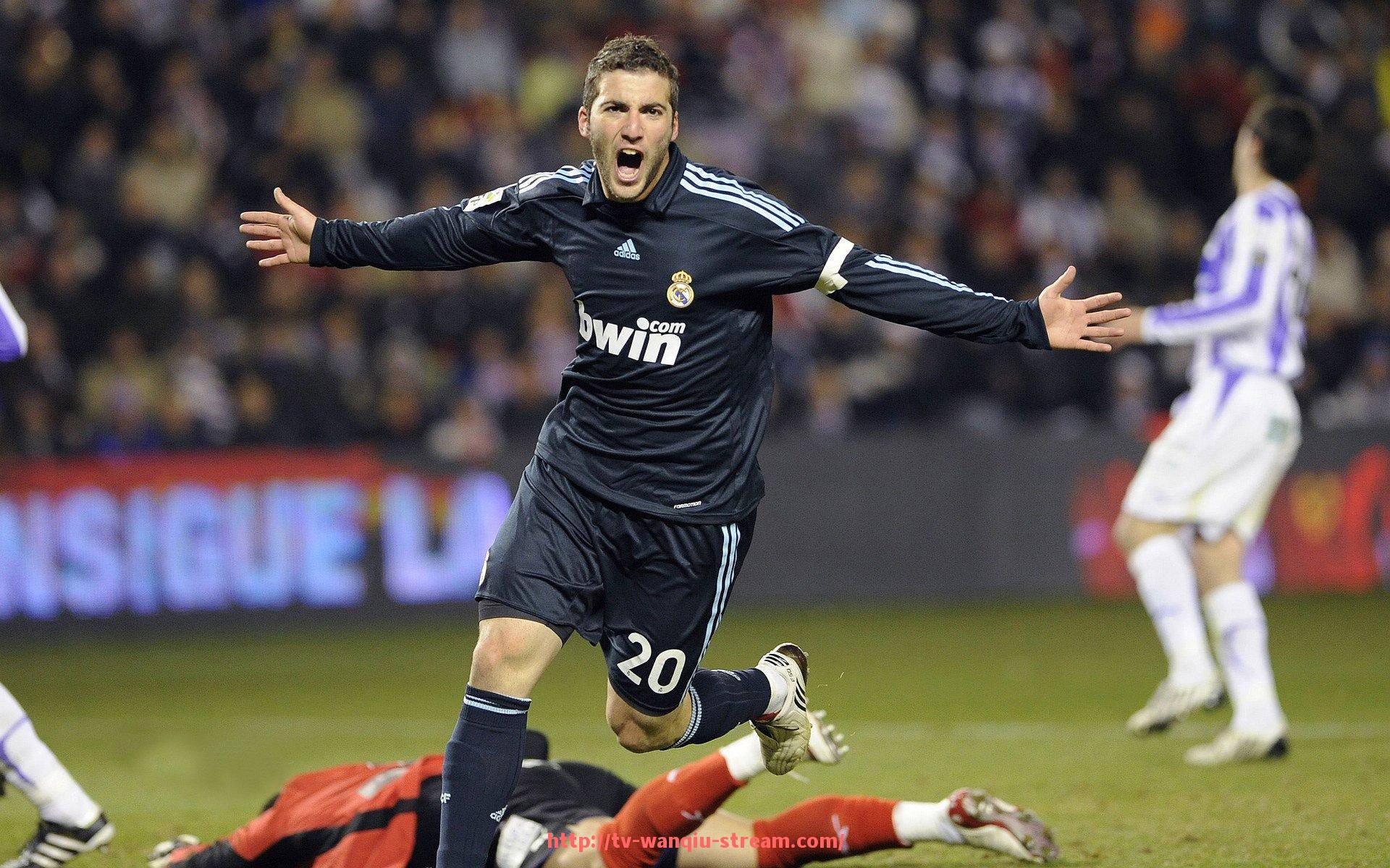 玩球直播-法甲巴黎球衣销量：巴黎圣日耳曼球衣的全球销量与市场需求